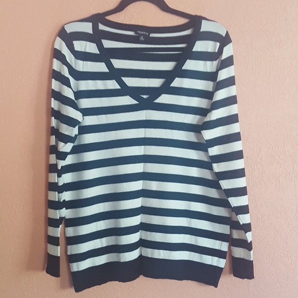 torrid Sweaters - Torrid | V-neck Sweater Black & White Stripes sz 0